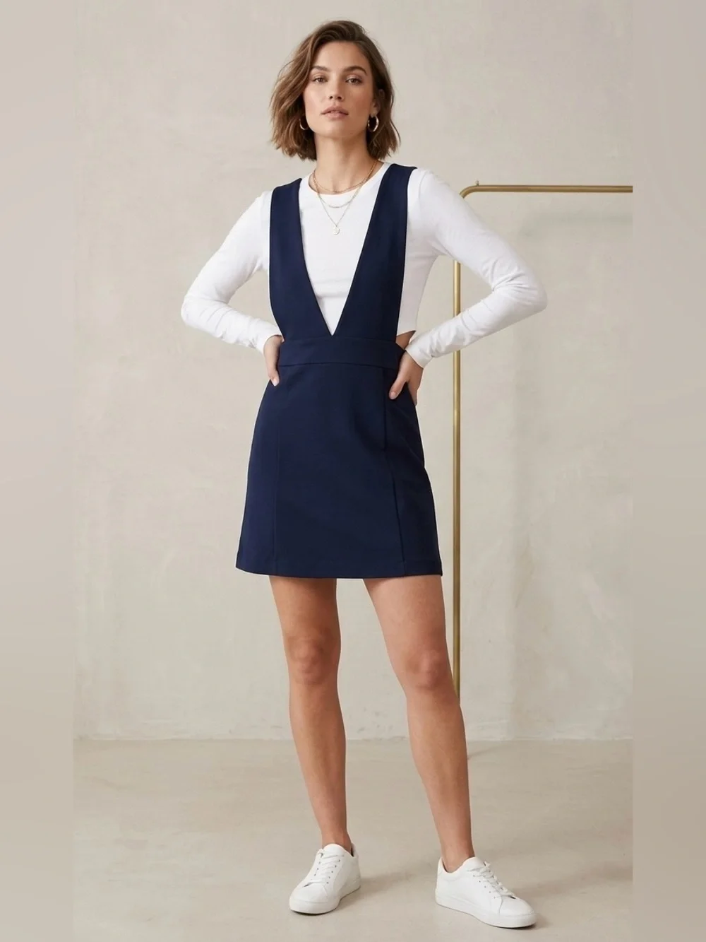 NWT ROEM Deep V Navy Blue Mini Jumper Dress - size medium